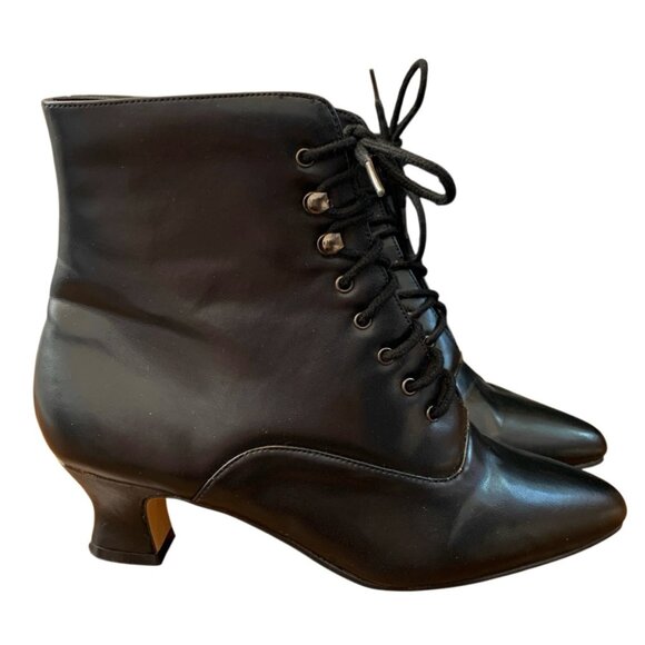 Next Issue Boots Womens 8M Black Victorian Style Cosplay Lace Up Vintage Vegan - Picture 1 of 11